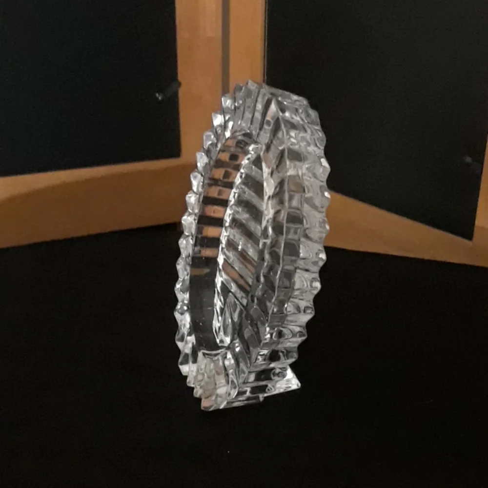 Action mini oval